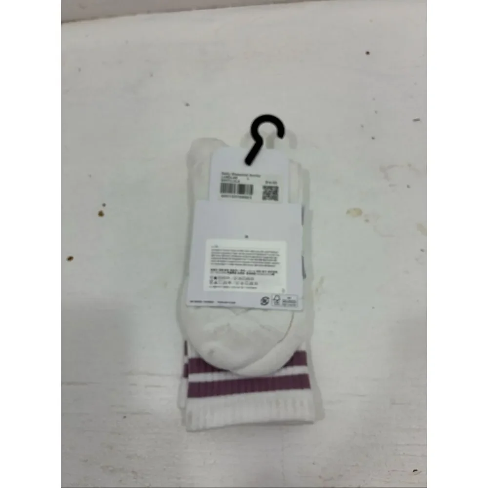 Lululemon NWT Daily Essential Socks in White and Mauve Size L